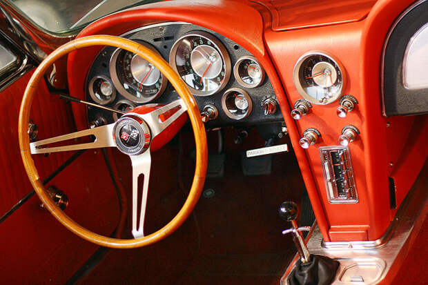 Ретро автомобили