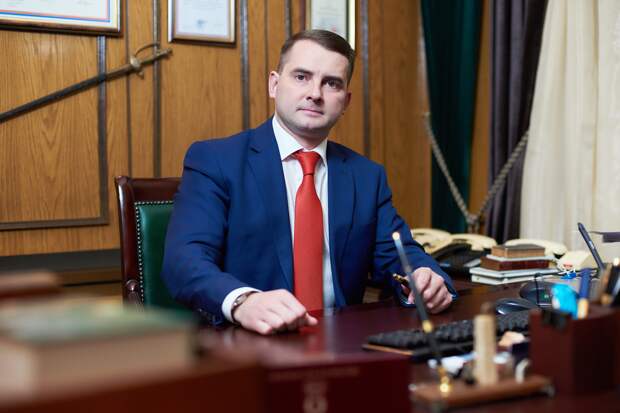 Нилов одобрил выдвижение Дегтярева на должность министра спорта РФ