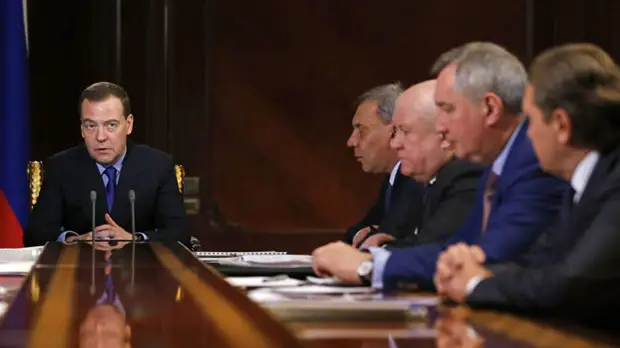 Медведев рассказал, сколько средств направят в ракетную отрасль в ближайшие годы