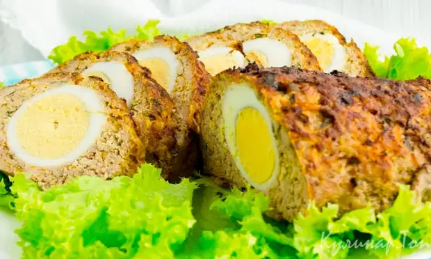 Мясной рулет с яйцом: 4 лучших рецепта