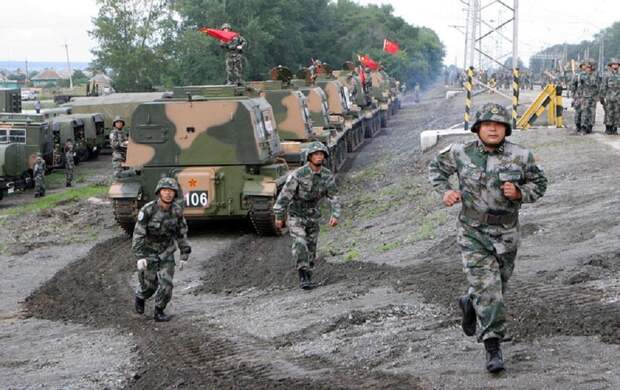 Председатель КНР призвал военных готовиться к боевым действиям
