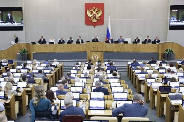 Депутат Боярский: претензии WhatsApp к России неконструктивны