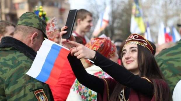 Генсек НАТО рассказал, почему Крым воссоединился с Россией 