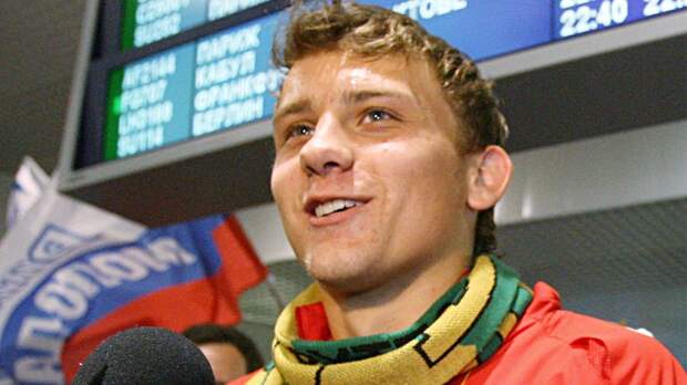 Какие глупости спрашивали Путина, вспомнил футболист сборной на Евро: «В тот момент вообще ничего не понимал»