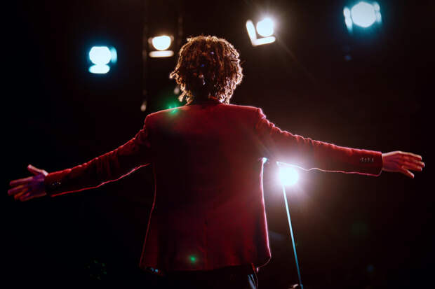 В Красноярске выписали 18 актеров после отравления