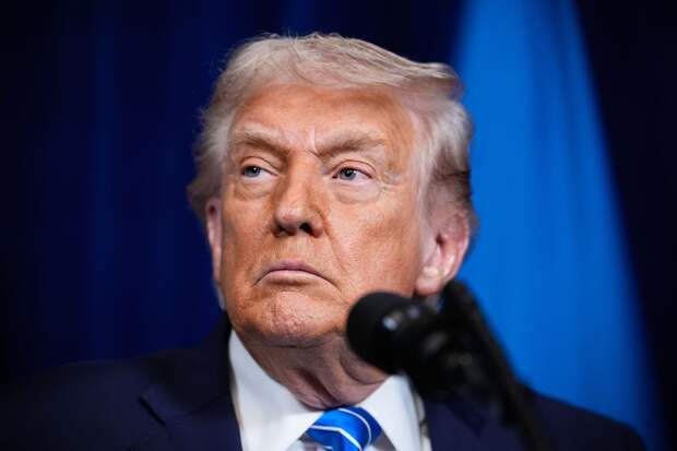 Трамп признался, что наносит на руки тональный крем