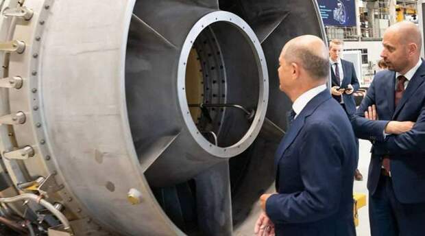 Зависимость ЕС от российского газа не исчезла, поэтому транзит через украинскую ГТС будет продолжен....
