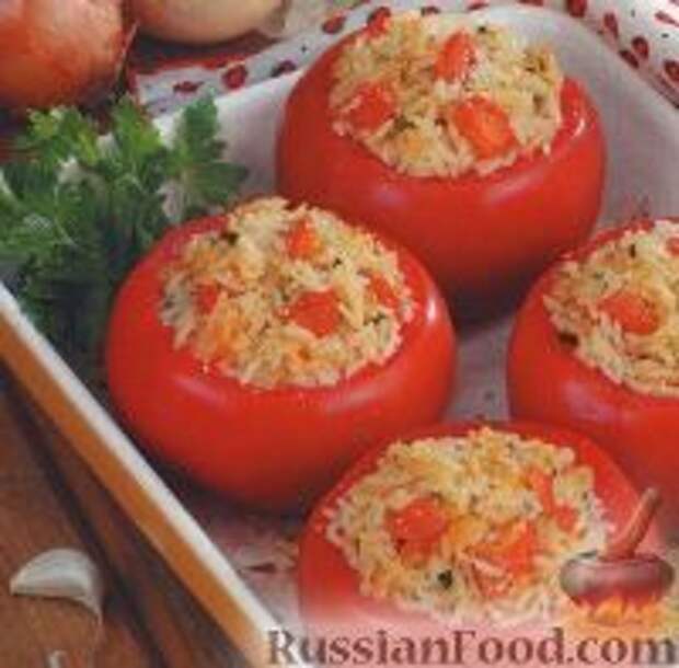 Фото к рецепту: Помидоры, фаршированные рисом