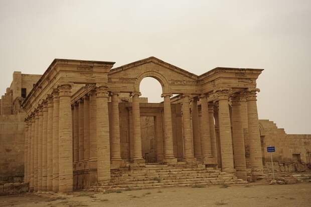 Исторические памятники,  уничтоженные ИГИЛ