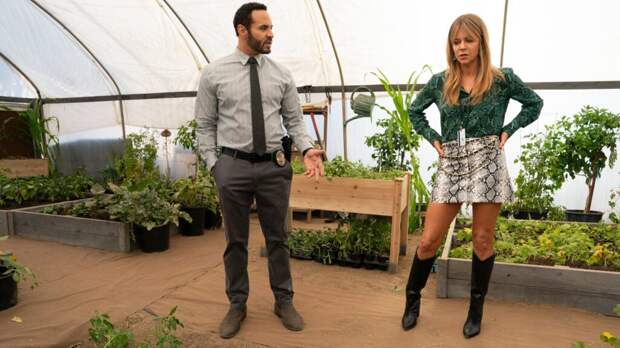 DANIEL SUNJATA, KAITLIN OLSON