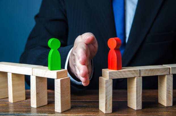 Главное в иноСМИ 26 апреля: НАТО больше не нужен. Прибалтика взвыла от мигрантов. Россия переписала правила игры