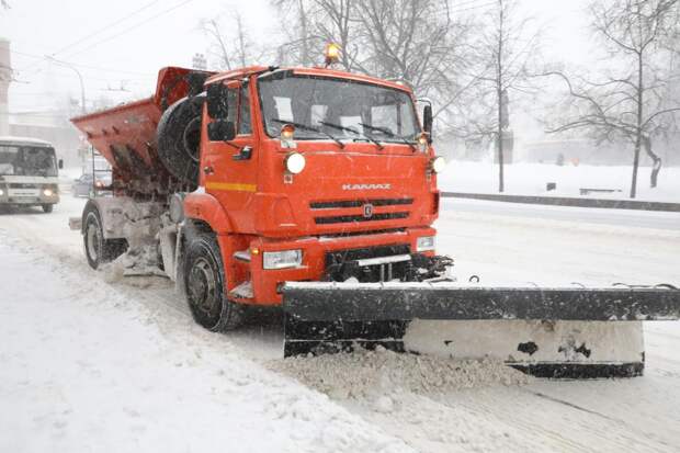 Названы улицы, на которых уберут снег 25 февраля в Нижнем Новгороде