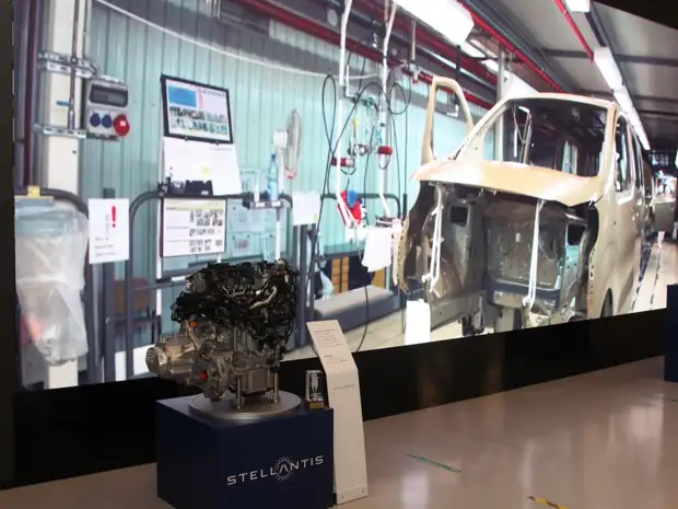 Stellantis приостановил экспорт автомобилей российской сборки