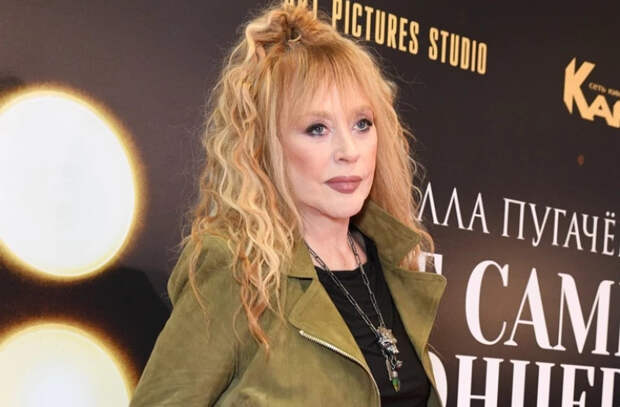 Пугачева объяснила отъезд из России