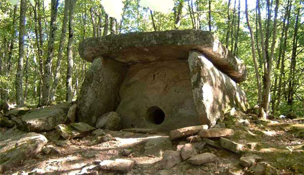 dolmen-геленжик