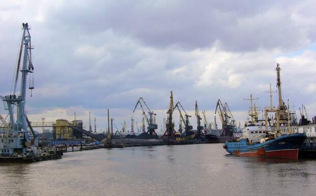 Удар по портам: транзит РФ через Белоруссию пошатнет экономику Прибалтики