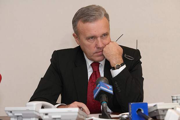 Мал Золотарёв, да Уссу дорог Мал Золотарёв, да Уссу дорог