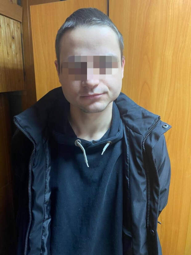 В Старице полицейские задержали двух молодых людей с наркотиками