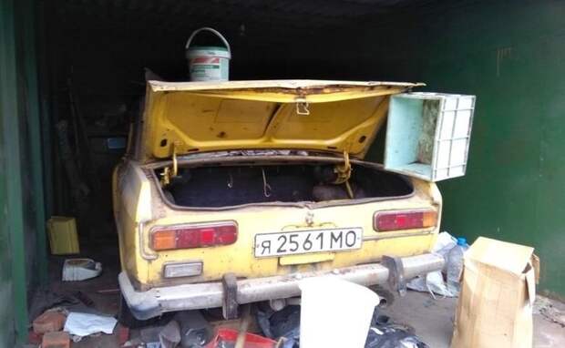 Автомобили, которые нашли во время сноса московских гаражей barn find, авто, автомир, автомобили, гараж, находка, олдтаймер, ретро авто