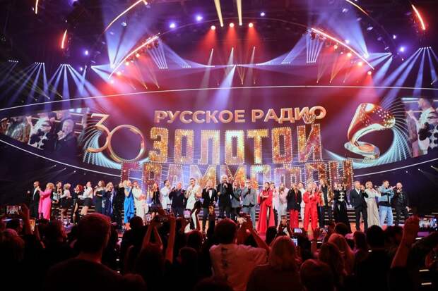 RU.TV покажет телеверсии юбилейного концерта «Русского Радио» и премии «Золотой Граммофон»