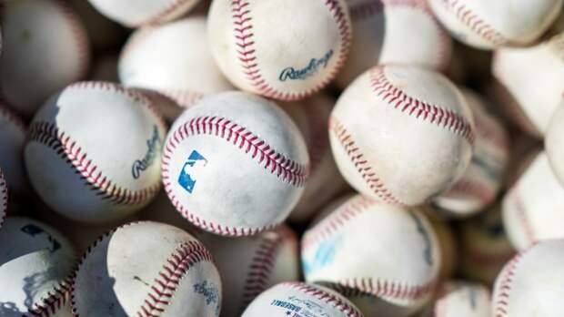 MLB baseballs