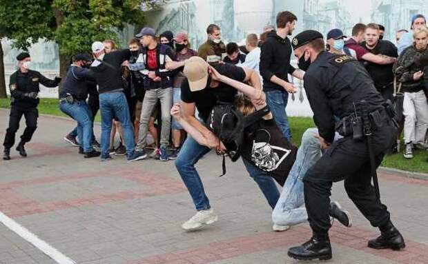 Лукашенко приказал милиции не нянчиться с протестующими (ФОТО) | Русская весна