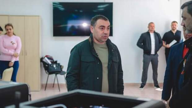 В Сочи студенты техникума делают запчасти для дронов на 3D-принтерах от Арменака Тозляна