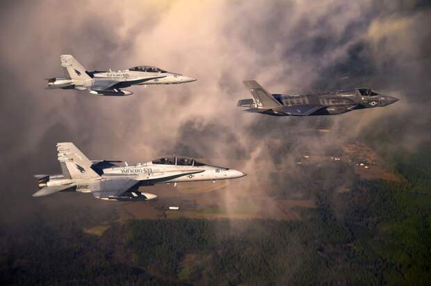 Самолет на букву «Б»