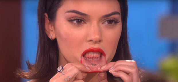 Kendall Jenner, Lip, Tattoo, Ellen DeGeneres Shoq