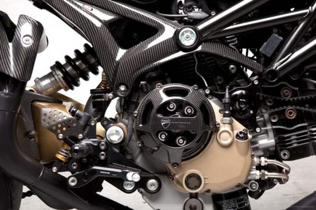 Ducati-Monster-1100-R-by-Arrick-Maurice-3 Кастом Ducati Monster 1100R
