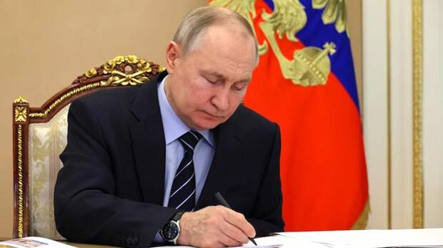 Путин назначил врио губернатора в пяти областях