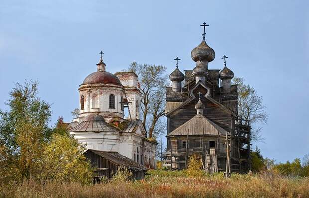 Церкви в деревне Палтога в Вологодской области в мире, дома, заброшенный, красота, памятник, россия, фото