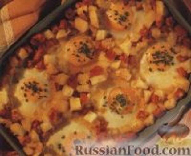 Фото к рецепту: Картофельная запеканка с яйцами