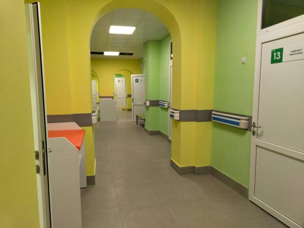 В Новомосковске завершается капремонт детской поликлиники на улице Коммунистической