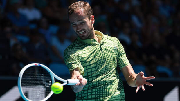 «Злился на себя»: Медведев одержал сверхволевую победу на Australian Open, Андреева слегка помучилась