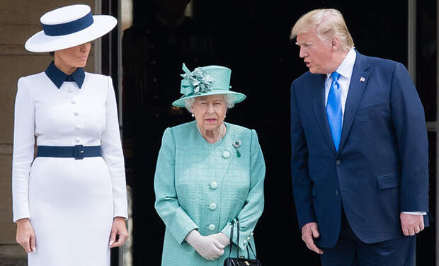 Елизавета II разозлилась на Дональда Трампа из-за испорченной лужайки перед Букингемским дворцом