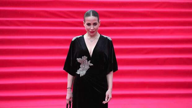 Телеведущую Юлию Барановскую экстренно госпитализировали на Ямале