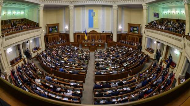Москва рассчитывает, что кредит доверия, выданный новому составу Рады, будет им мудро использован в мирных целях 