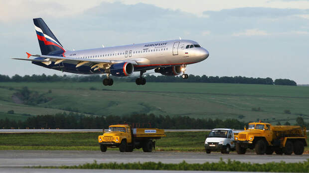"Аэрофлот" назвал недостоверными данные об аварийной посадке борта в Шереметьево