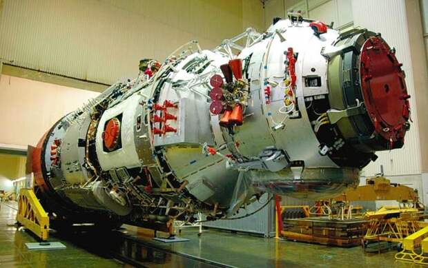Спасибо за «Науку»: Россия не сможет создать свою орбитальную станцию