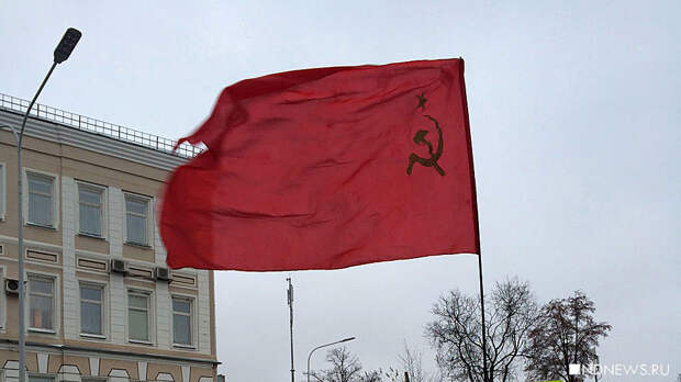 «Сдал страну за финские ботинки и салями», – политобозреватель Перла о Горбачеве