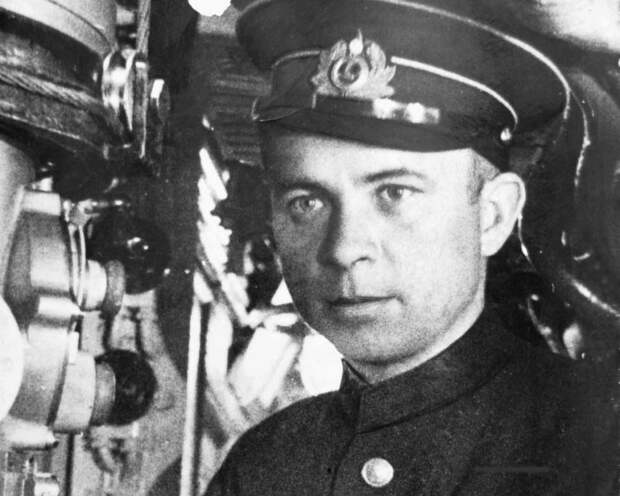 Лики войны: "Атака века" от хулигана!