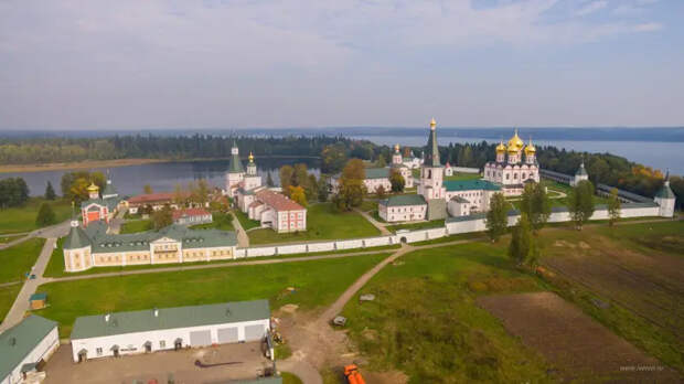 «Место силы»: волонтер объяснил, почему ВСУ атаковали резиденцию Путина на Валдае