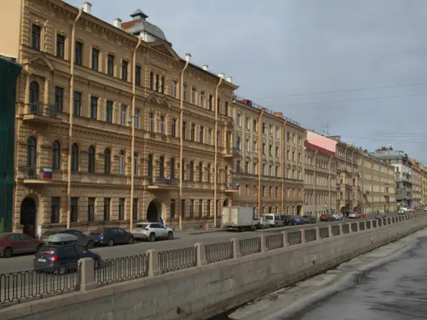 Санкт-Петербург. Нелёгкая весна 2022 года