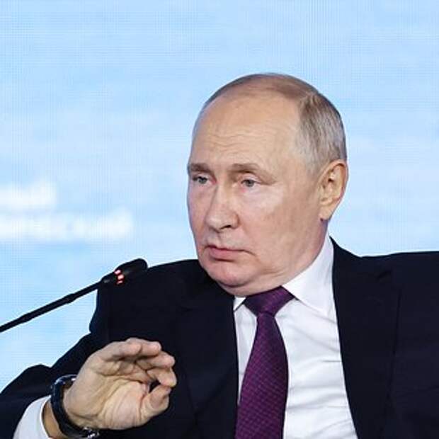 Путин посетил открытие «Школы 21» в Великом Новгороде