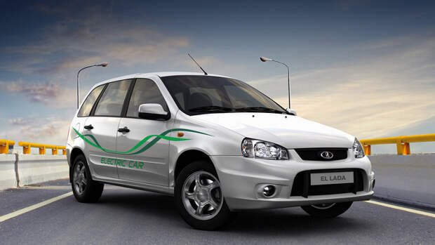 Lada Kalina за 550 тыс. рублей, способная проехать на одной зарядке лишь 70 км. В России продают редчайшую Lada El Lada — это первый электромобиль АвтоВАЗа