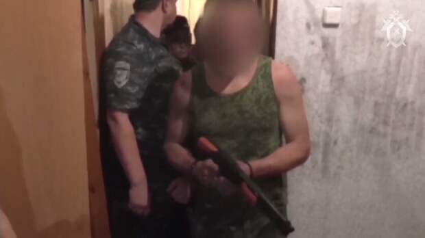 Прятал ружье в букет: новошахтинский убийца показал, как расстреливал семью с детьми