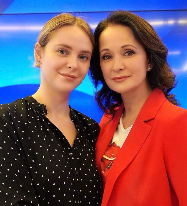 Ольга Кабо опубликовала кадр с дочерью