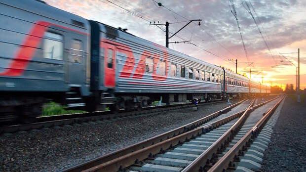 Более 120 дополнительных поездов запустит МЖД на майские праздники