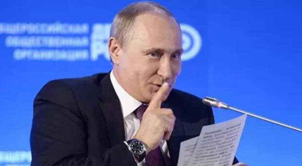 Михаил Хазин: Путин сыграл в игру «царь умирает»